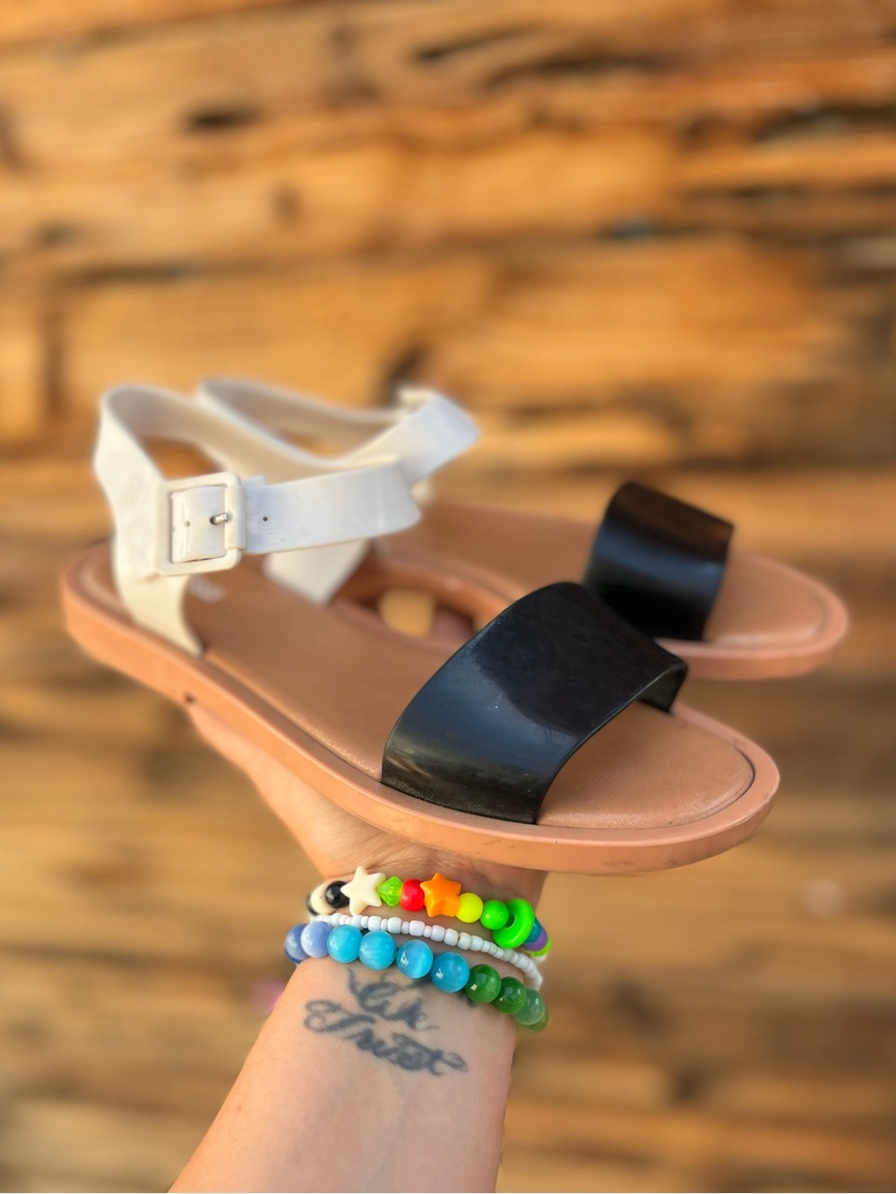 MELISSA | B&W Jelly Sandals 6
